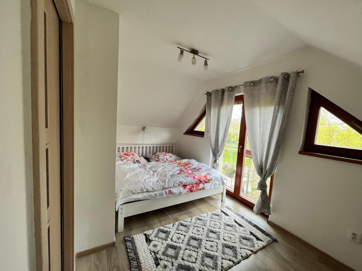 Cely Dum Flora V Ceskosaskem Svycarsku Daire Janov Dış mekan fotoğraf